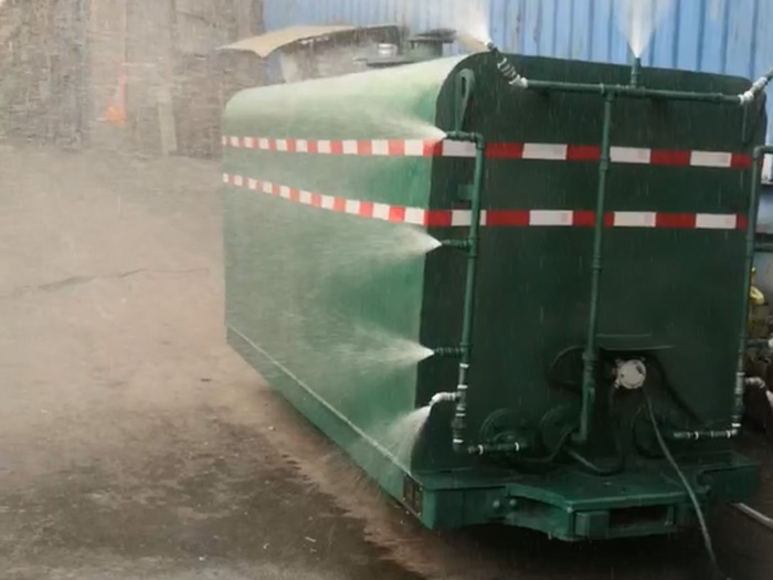 井下防尘洒水车